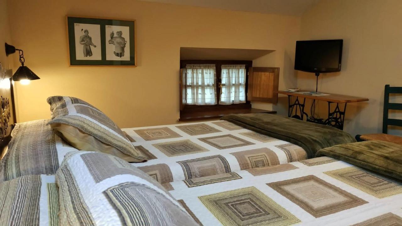 Hotel Casa Vieja Del Sastre Soto de Luina Ngoại thất bức ảnh